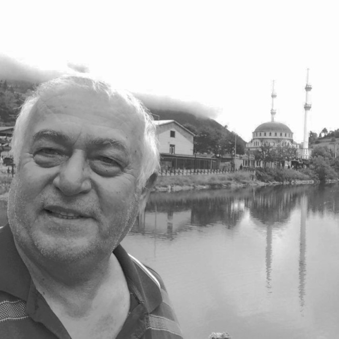 Rıfat Akyüz Vefat Etti